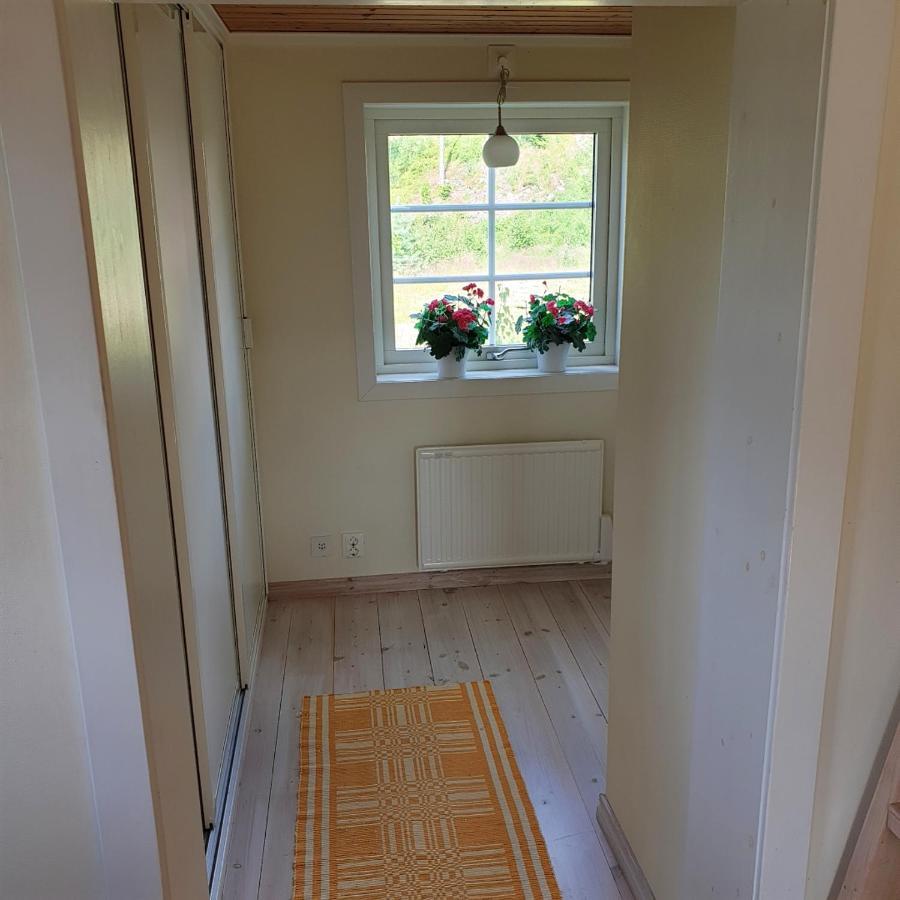 Cabin Near Lake And Beautiful Nature Reserve. Bodafors Exterior photo