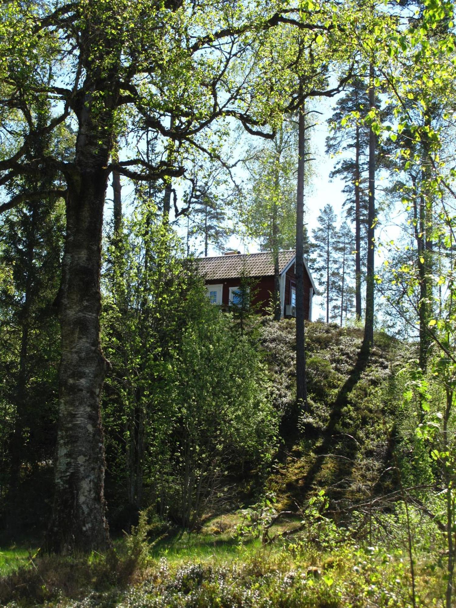 Cabin Near Lake And Beautiful Nature Reserve. Bodafors Exterior photo